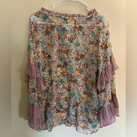 Blouse - Picture 2 of 3